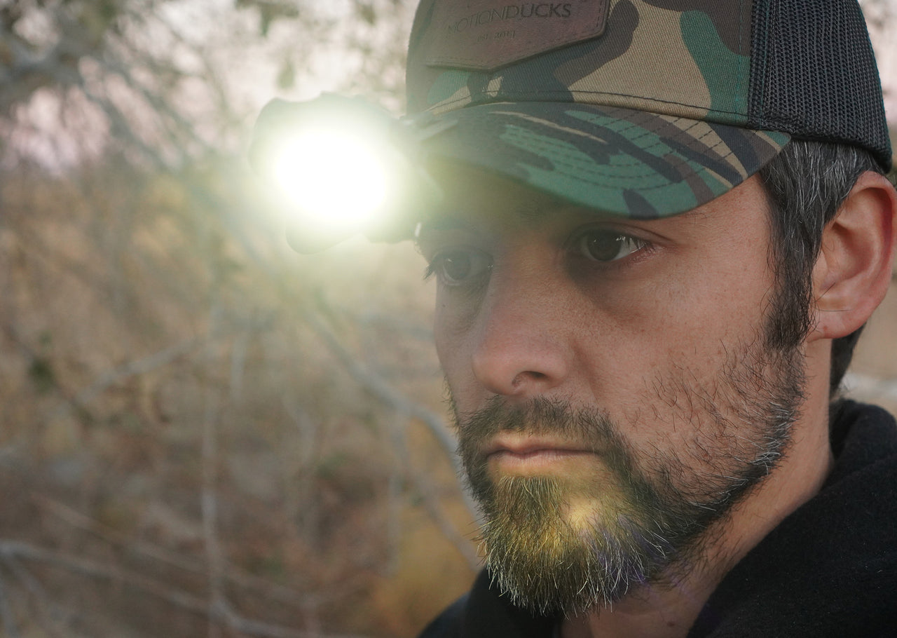 HAT LIGHT - Clips on Hat - 500 Lumens - Magnet - Adjustable - 4 Light Modes - Bottle Opener